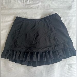 Lululemon Ruffle Black Tennis Skirt [Sz. 2]